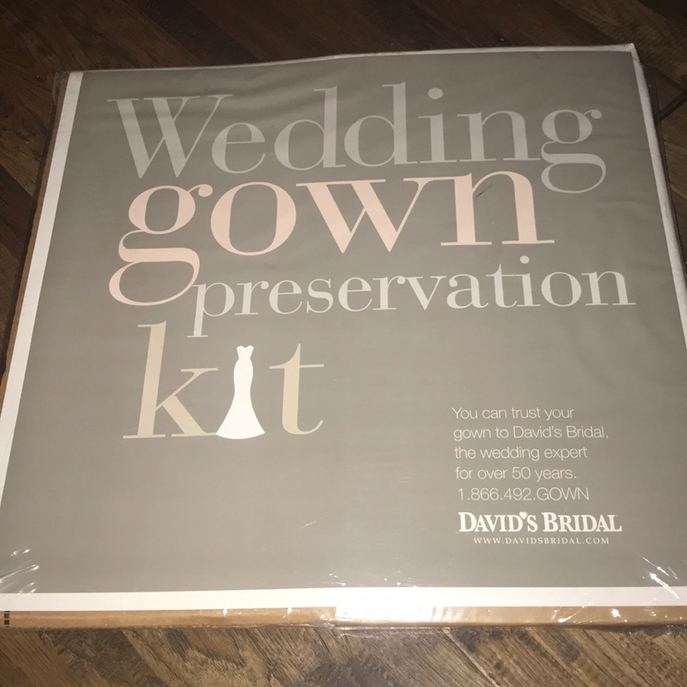 **NEW** Wedding gown preservation kit